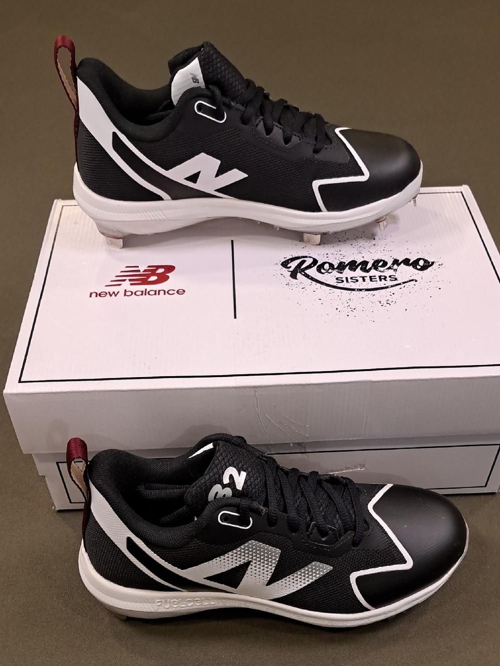 New Balance FuelCell Romero Duo - Color: Black / White - Size: Women 6.5